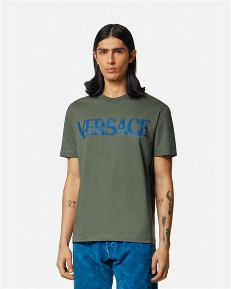 francobollo versace|versace barocco t shirt.